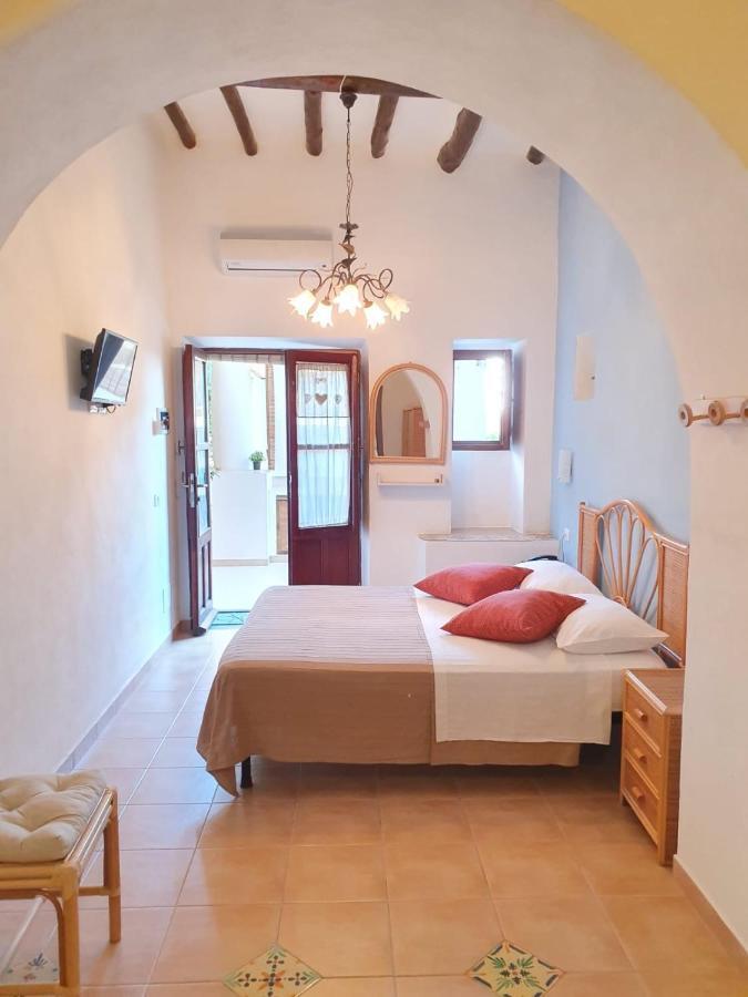 B&B La Goletta Di Salina Santa Marina Salina Kültér fotó